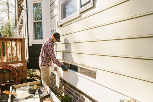 Trusted Storm Damage Siding Repair service in Bradley, IL - Creative Siding